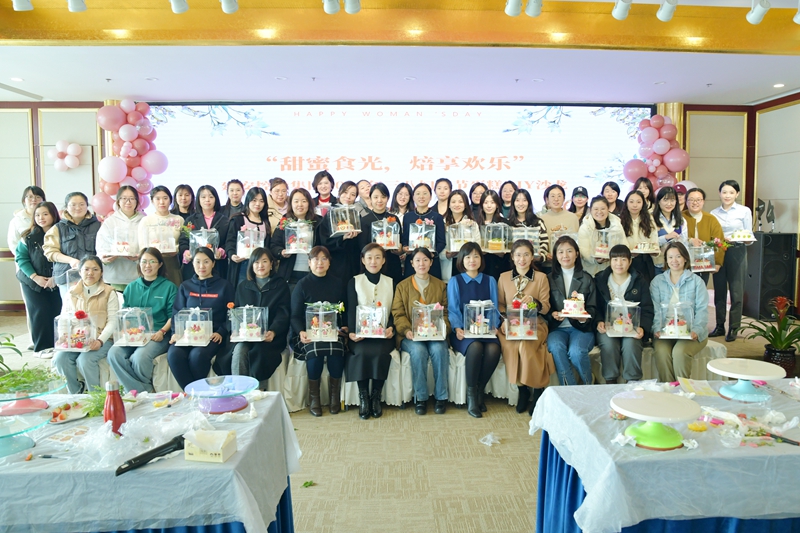 e6c7f24bbc9f94f393594996395a6de4